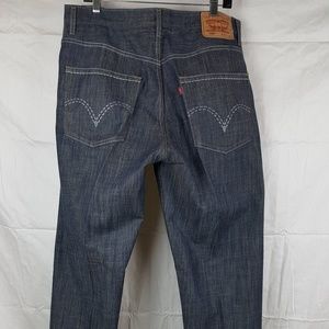 Men's Levis 569 "Loose Straght" (Size 36 x 32)